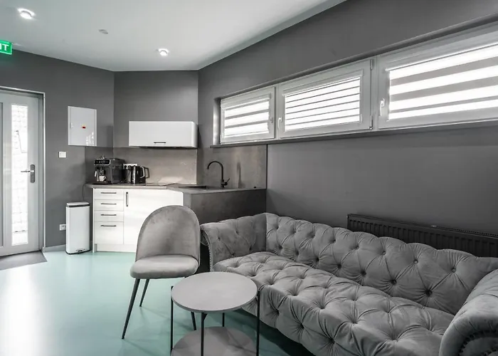Hotel apartamentowy Oza 3*