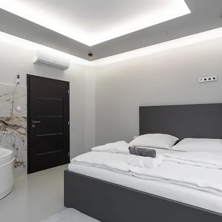 Aparthotel Oža 3*
